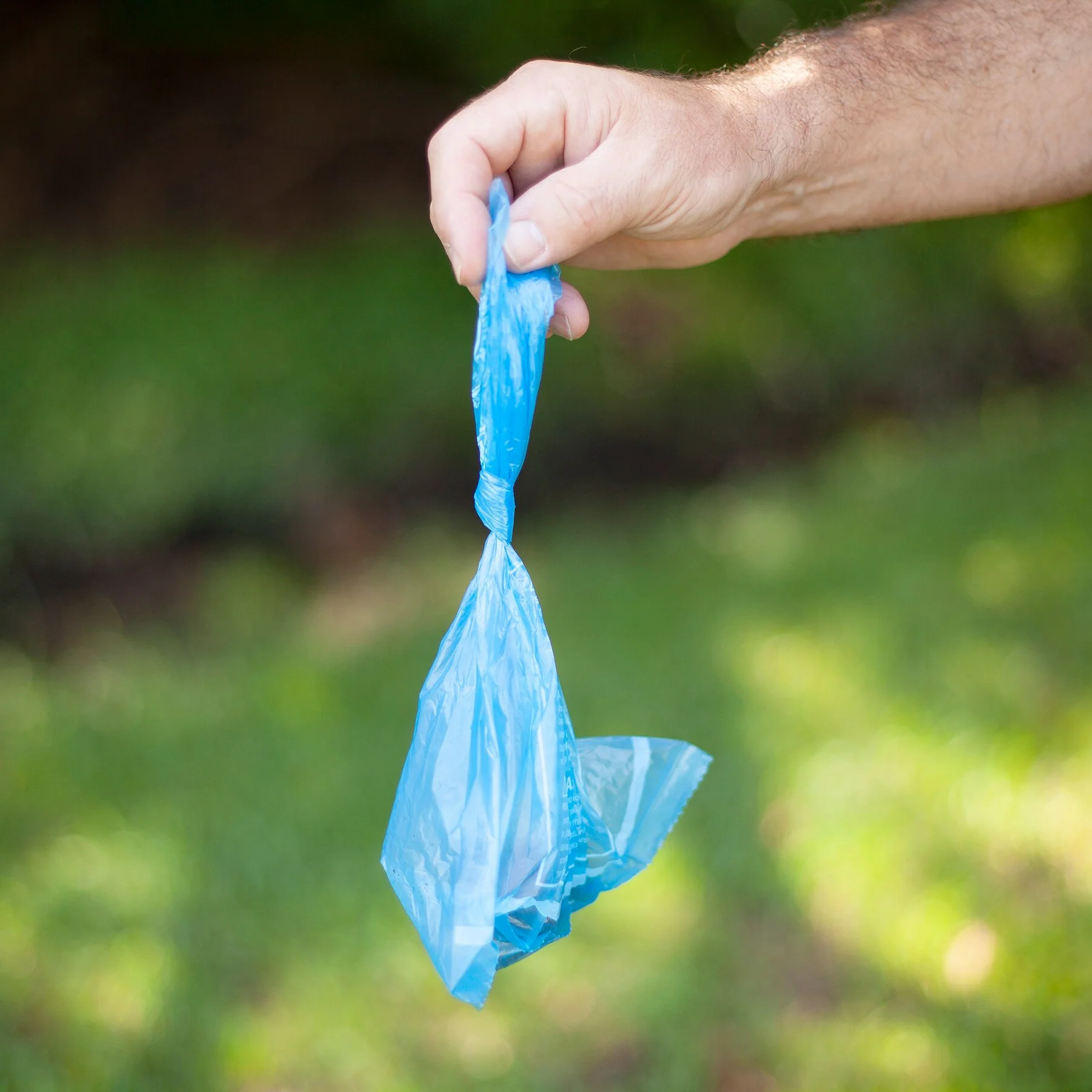 Arm & Hammer Easy-Tie Dog Waste Bags - Image 5